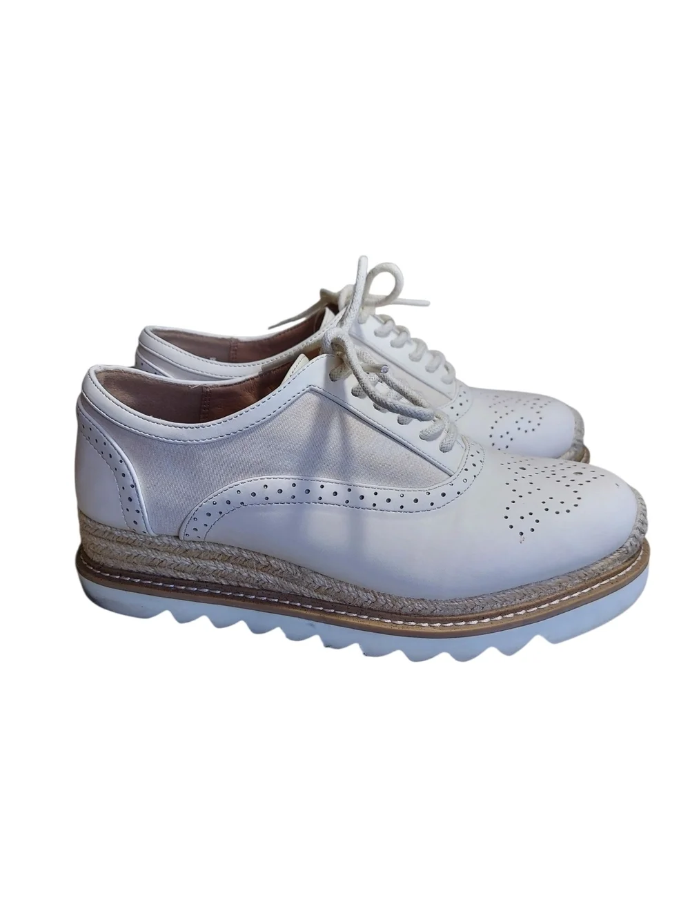 Torrid Brogue Platform Oxfords Cream Chunky Lug Sole Shoes 8.5WW